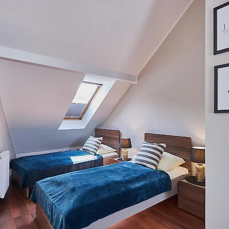 アパート - Komandorska *