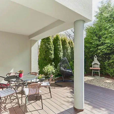 - Komandorska سفينويتشي